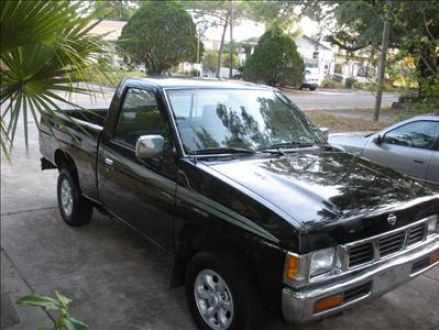 Image 2 of 1996 Pickup Black