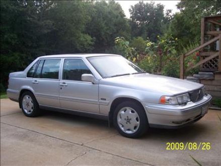 Image 4 of 1998 S90 Silver