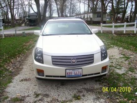 Image 1 of 2003 CTS Beige / Tan
