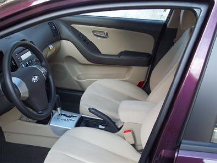 Image 2 of 2008 Hyundai Elantra…