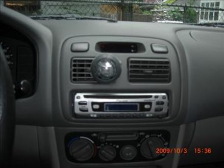 Image 3 of 1999 Corolla CE Green